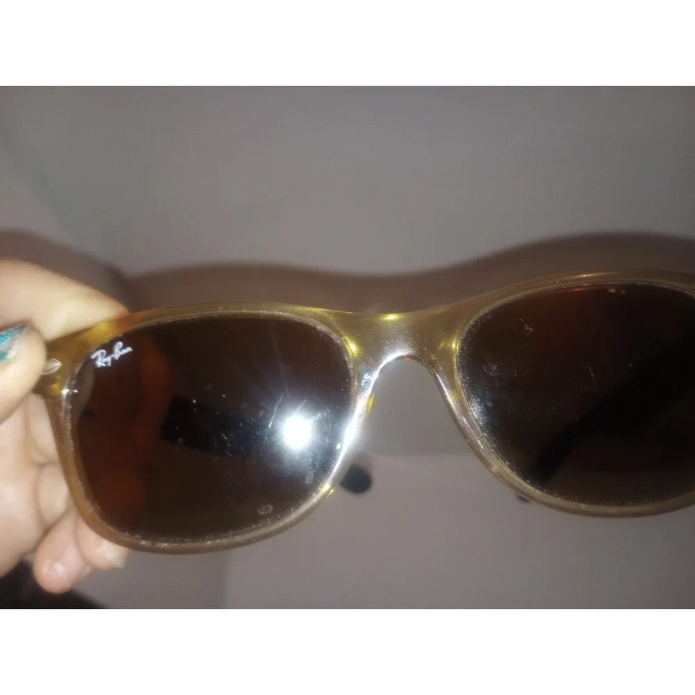 Ray-Ban New‎ Wayfarer Sunglasses Polished Honey/Brown Lens (RB2132 945/55[]18